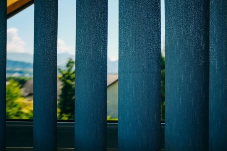 Hitzeschutz für die Wohnung: Kühl bleiben im Sommer
