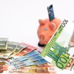 piggy bank 1047216 1280